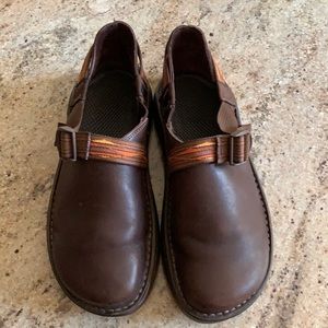 Chaco brown leather shoe